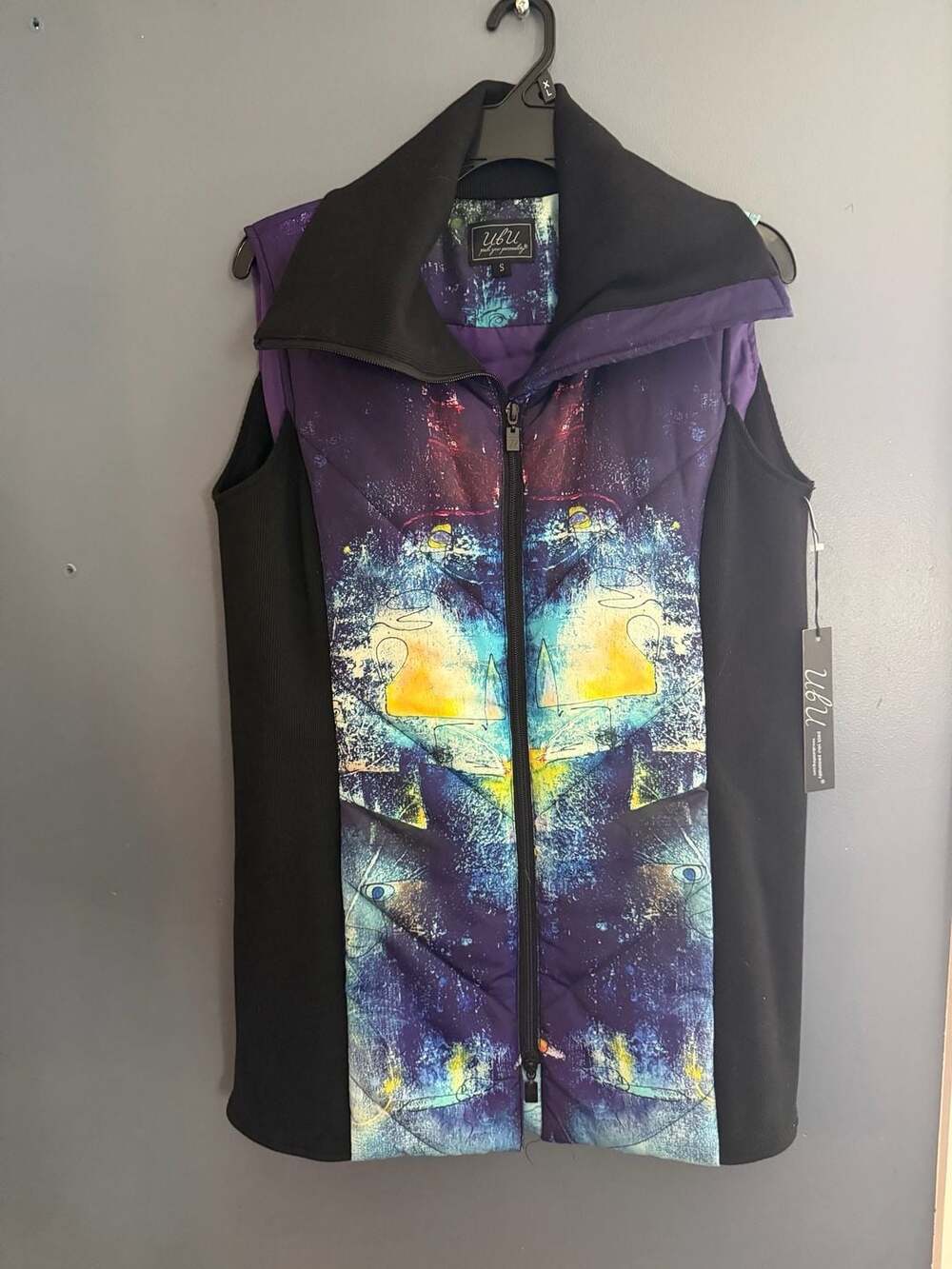 UBU Wearable Art Abstract Galaxy Printed Puffer Vest with Ribbed Sides Small
